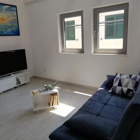 Markov Place Murter Extérieur photo