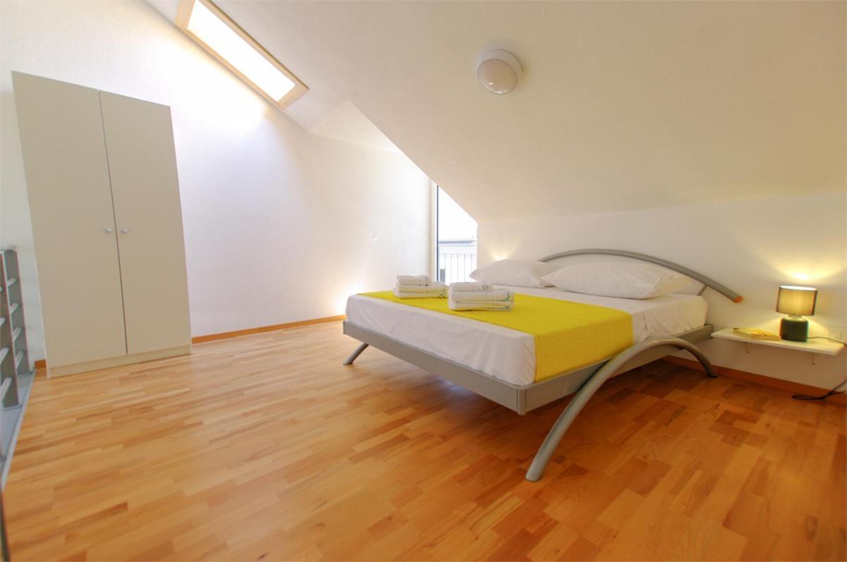 Markov Place Murter Extérieur photo