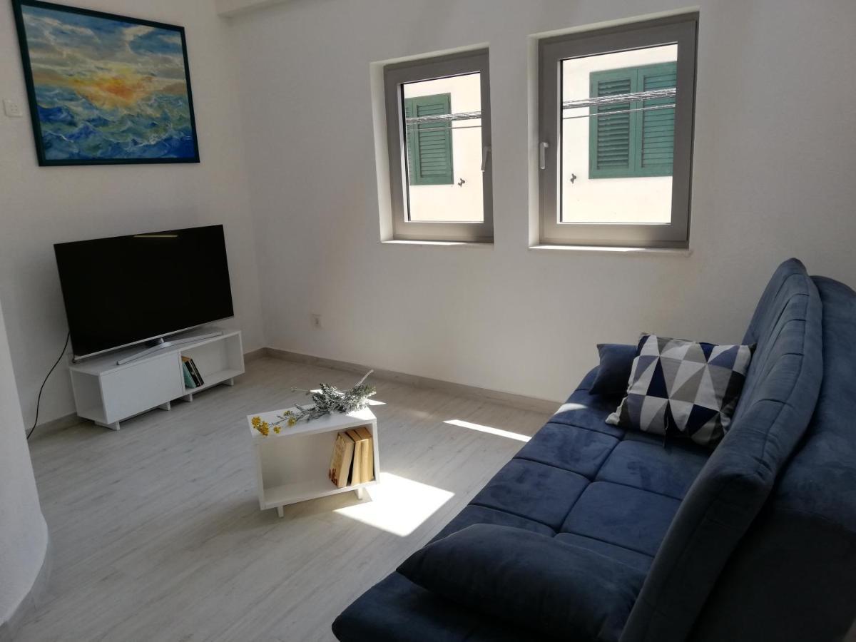 Markov Place Murter Extérieur photo